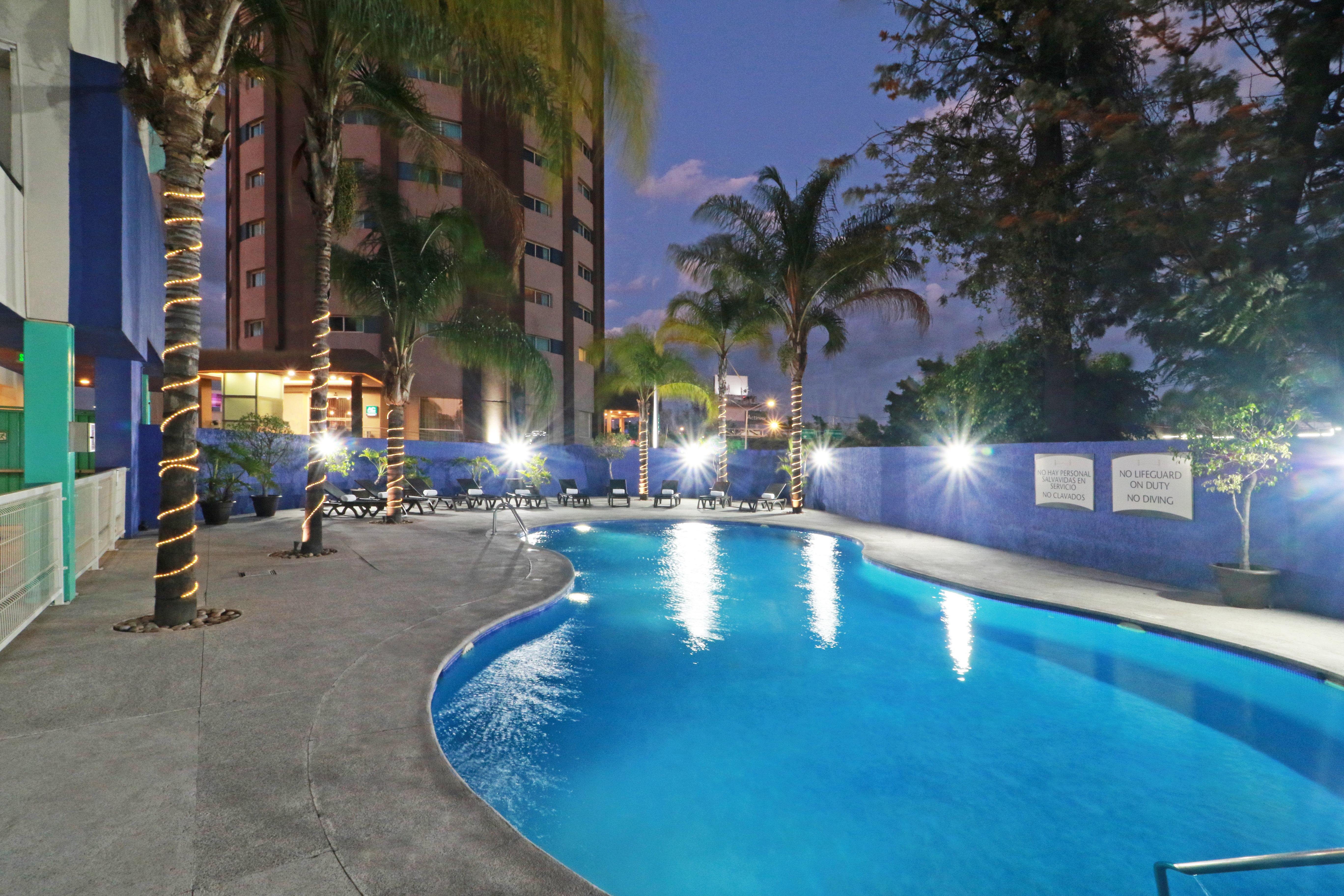 Staybridge Suites Guadalajara Expo By Ihg Сапопан Экстерьер фото