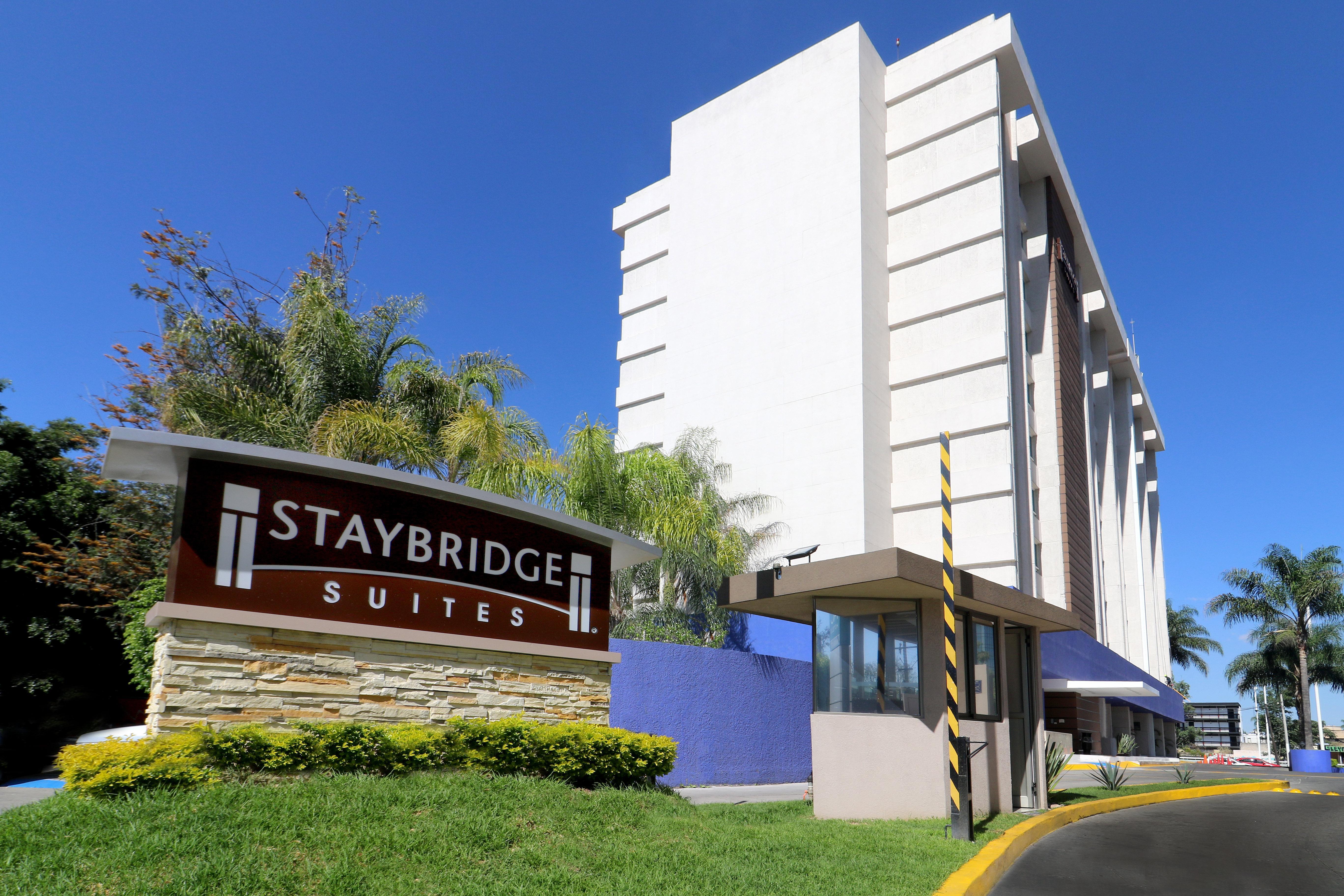 Staybridge Suites Guadalajara Expo By Ihg Сапопан Экстерьер фото