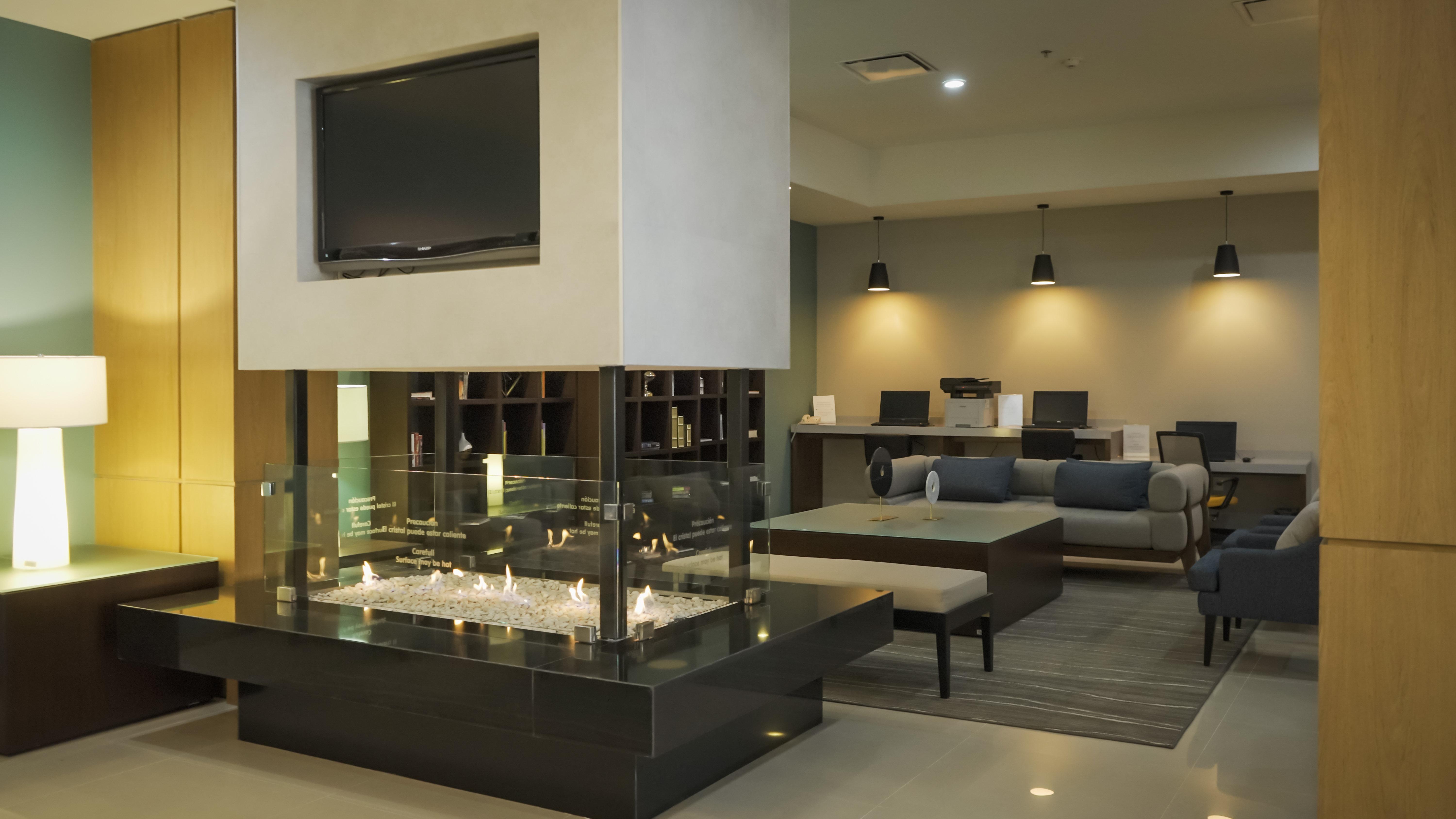 Staybridge Suites Guadalajara Expo By Ihg Сапопан Экстерьер фото