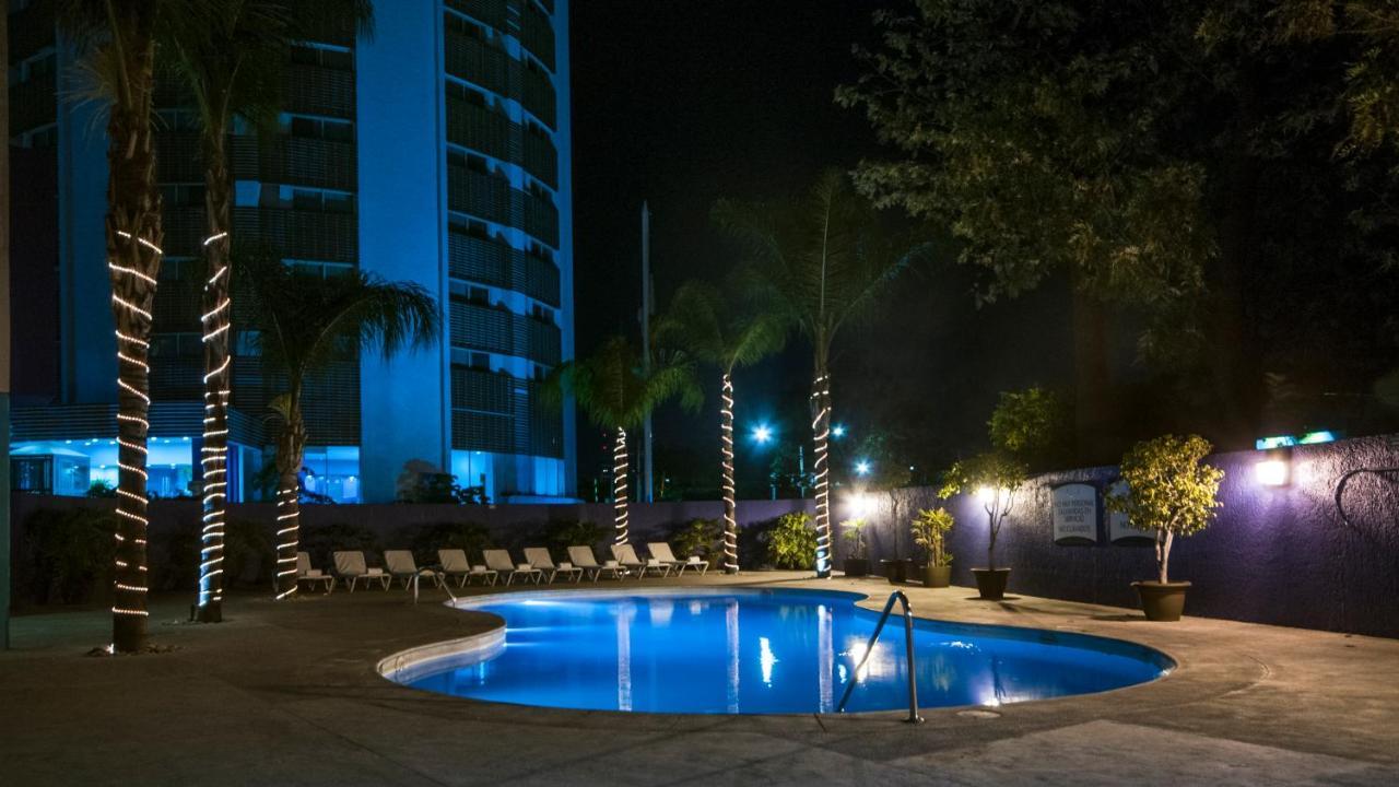 Staybridge Suites Guadalajara Expo By Ihg Сапопан Экстерьер фото